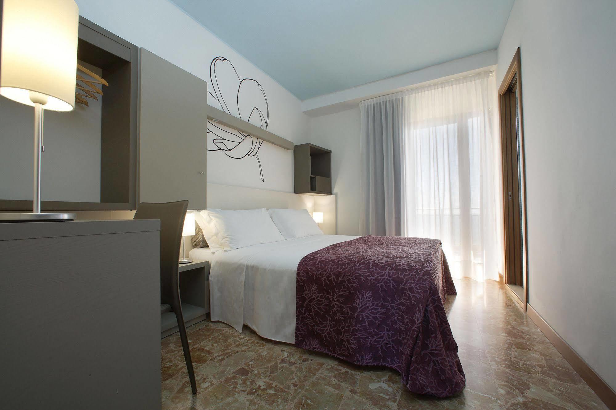 Hotel Sofia Lido di Jesolo Exterior foto